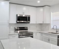 FULLY REMODELED HOME FOR SALE ON THE ISLAND - Image 4